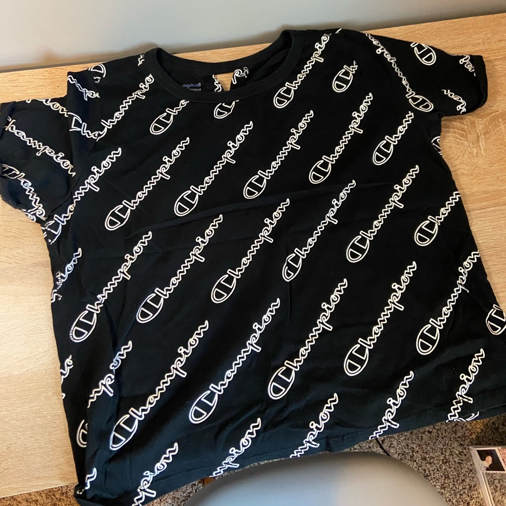 Champion t-shirt. Size medium. A little cropped.